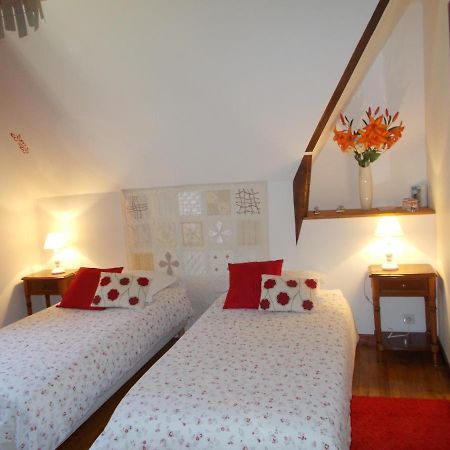 Les Ajoncs Bed & Breakfast Plougrescant Bagian luar foto